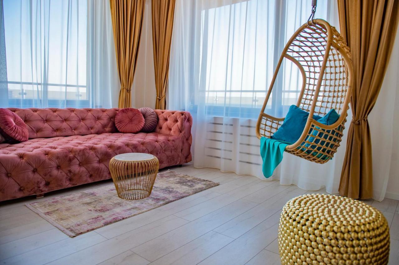 Summerland Luxury Velvet FRONT SEA VIEW Leilighet Mamaia Eksteriør bilde